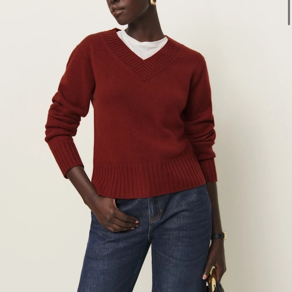 Reformation Sweaters - Reformation Dulce Cashmere V-neck Sweater Red - Size XS